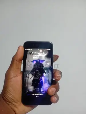 Apple iPhone SE 2 (Used)