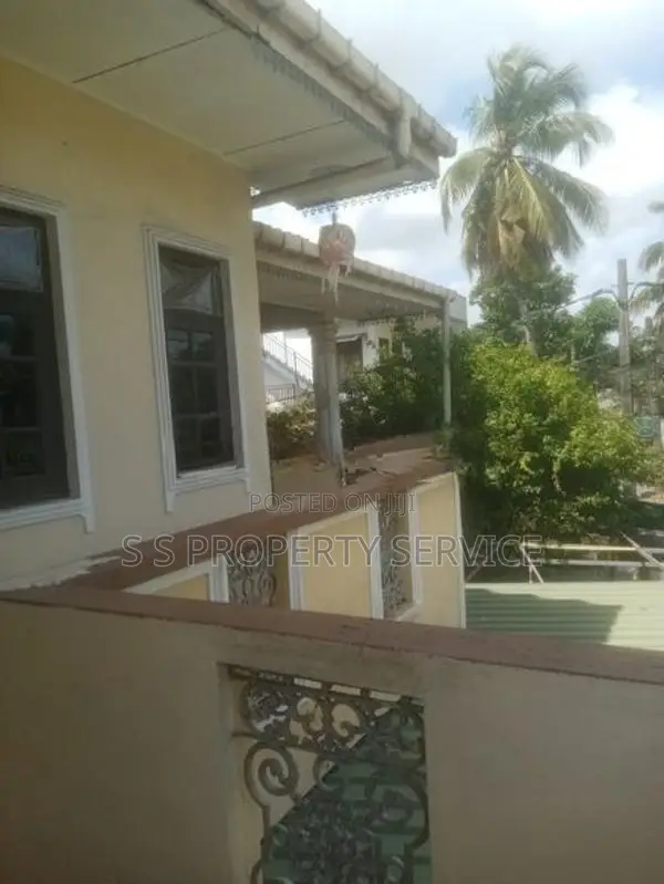 Maharagama Katuwawala - Two-storey house for sale (SSPH-368