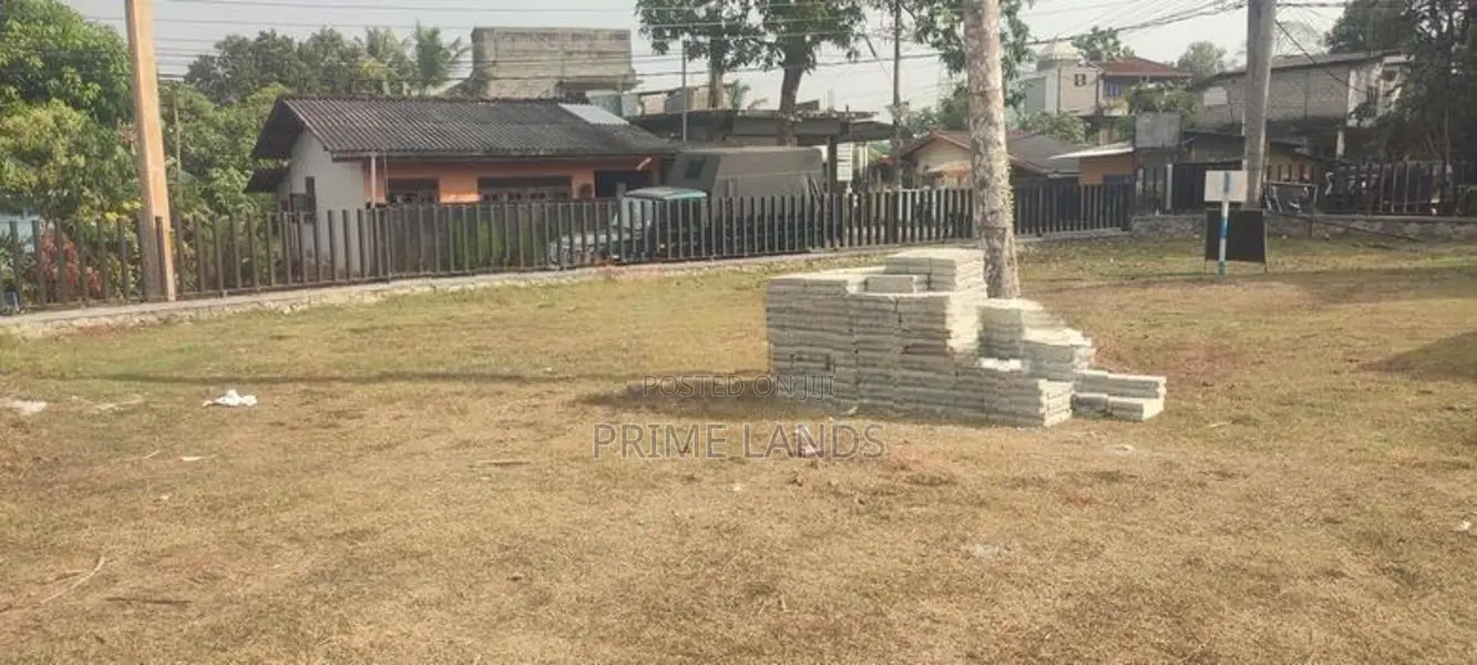 Pannipitiya Rathmaldeniya Road Facing Land for Sale
