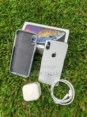 Apple iPhone XS 256GB (Used)