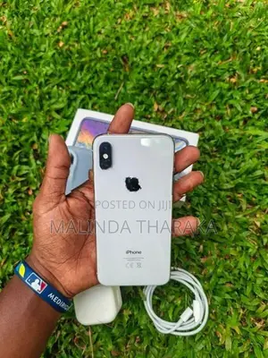 Apple iPhone XS 256GB (Used)
