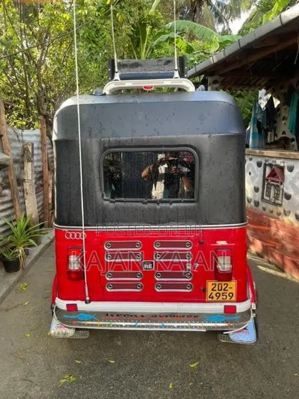 Bajaj RE 1997
