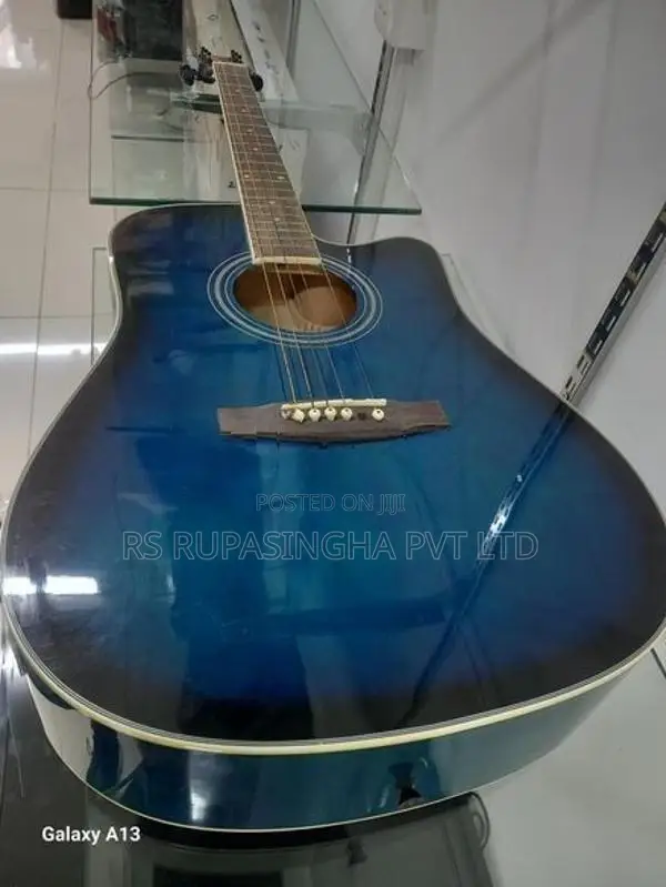 Maverick Box Guiter