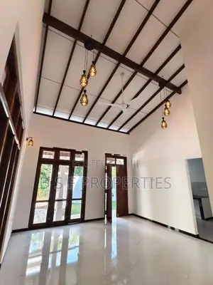 A BRAND NEW SINGALE STORY HOUSE In KIRIWATTUDUWA