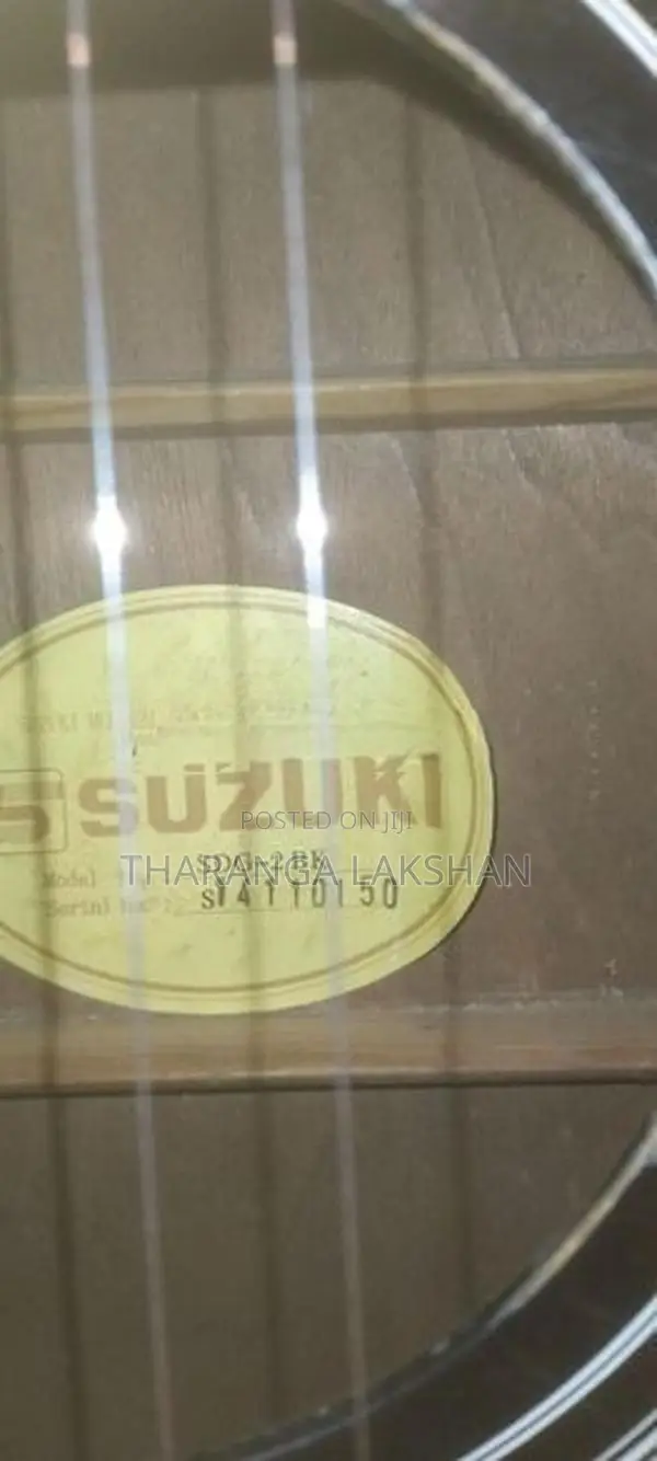 Suzuki Guitar
