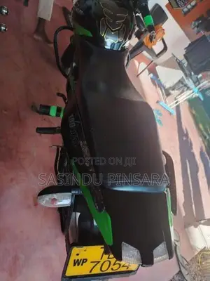 Bajaj Pulsar 180 2006