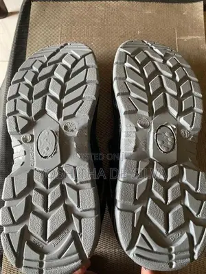 Vista Safety Shoes