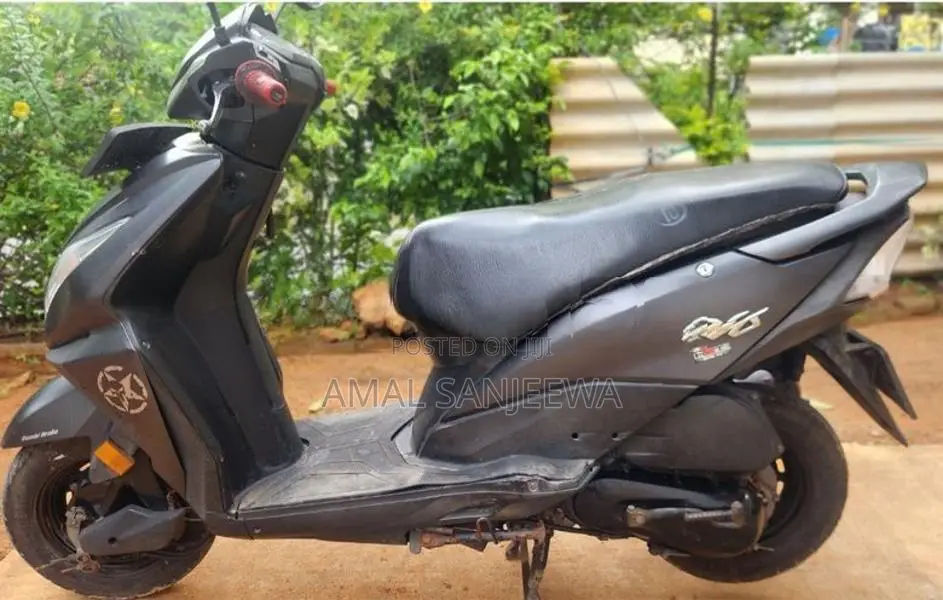Honda Dio Onlight 2017