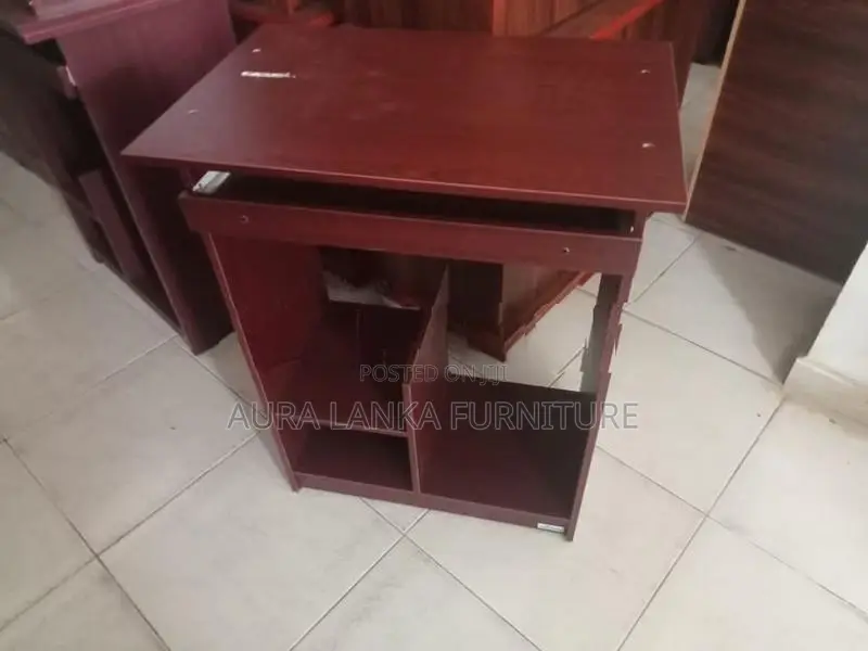 Melamine Computer Table with Cupboard 003