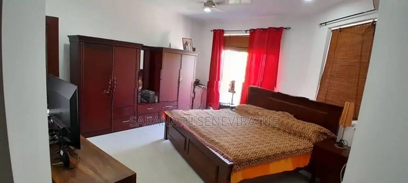 Luxury 2-Storey House with Rooftop for Sale – Pannipitiya Solar