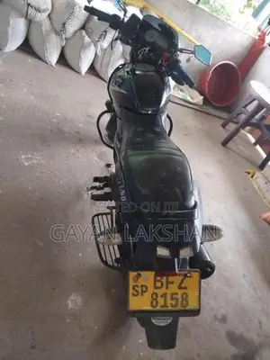 Bajaj Pulsar 150 2017