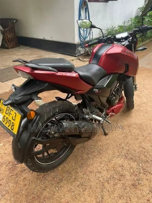 TVS Apache RTR 200 2017