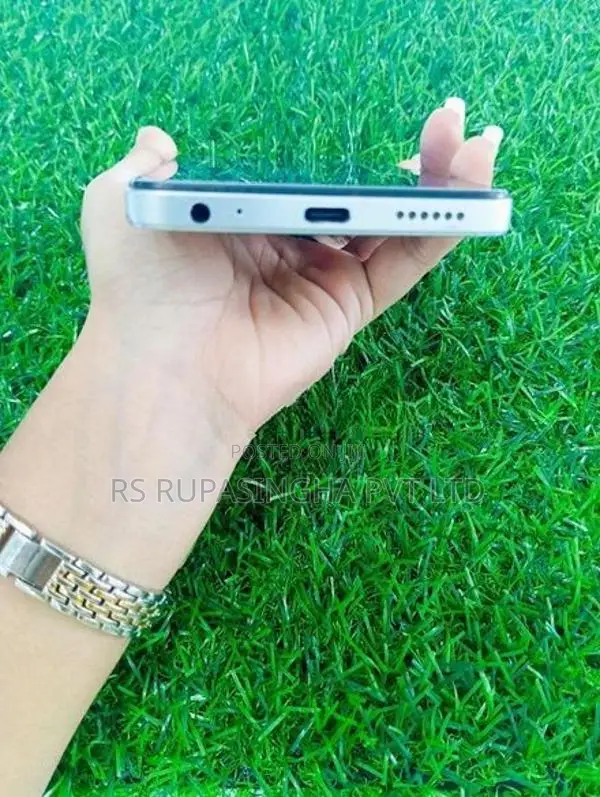 Tecno Spark 20C 4+4GB/128GB (Used)