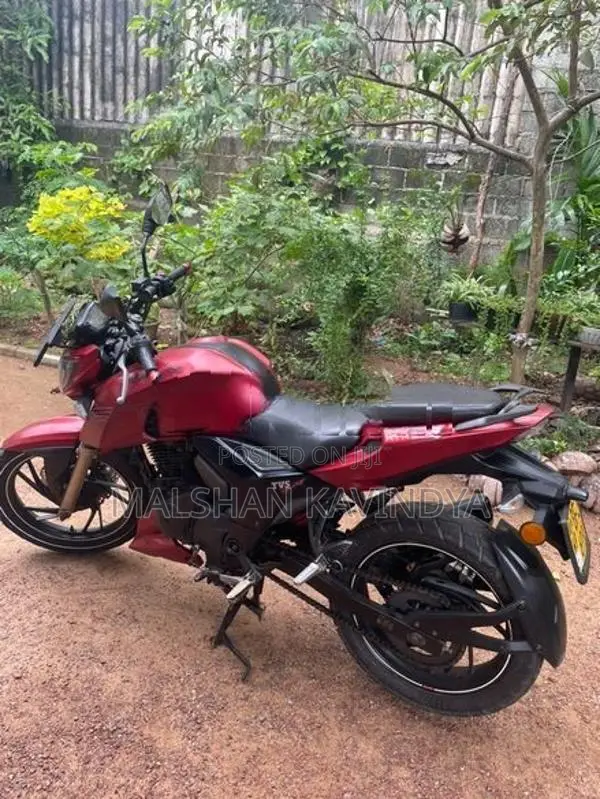 TVS Apache RTR 200 2017