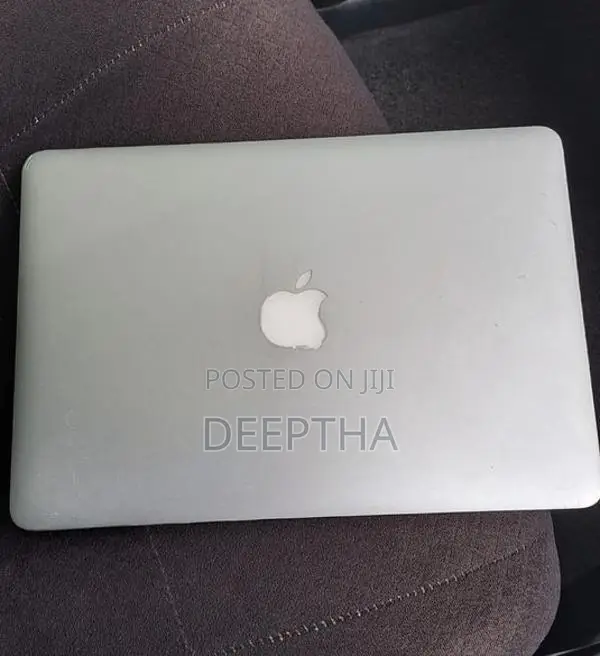 Apple MacBook Pro (Retina, 13-inch, 2013)