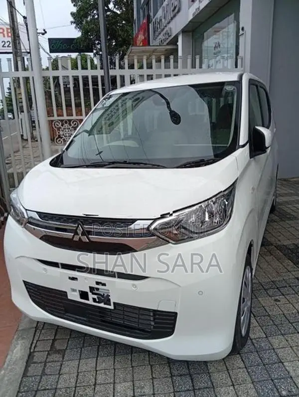 Mitsubishi eK Wagon X 2024