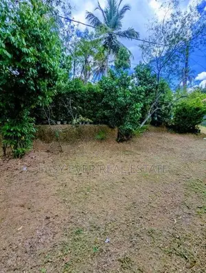පර්චස් 20 ඉඩමක් අතුරුගිරිය