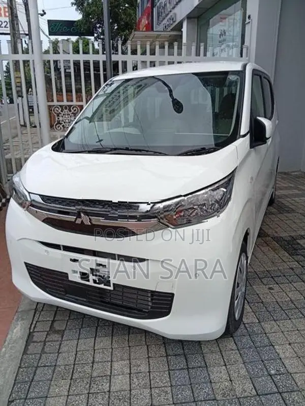 Mitsubishi eK Wagon X 2024