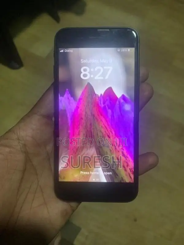 Apple iPhone SE 2 (Used)