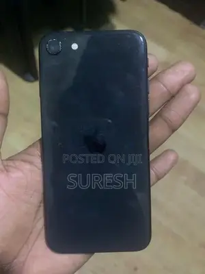 Apple iPhone SE 2 (Used)