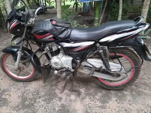 Bajaj Discover 125 2016