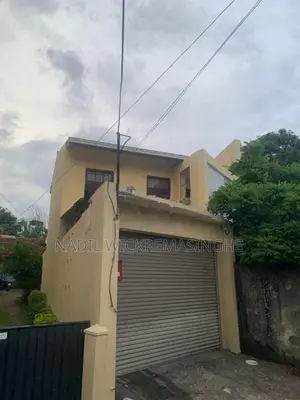 Nugegoda House for rent