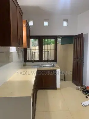 Nugegoda House for rent
