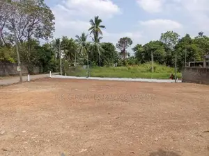 Luxury Land Plots Sale In Thalawathugoda Hokandara