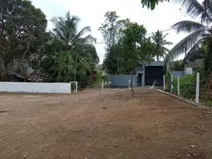 Luxury Land Plots Sale In Thalawathugoda Hokandara