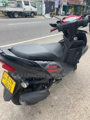 Yamaha Ray ZR 2019
