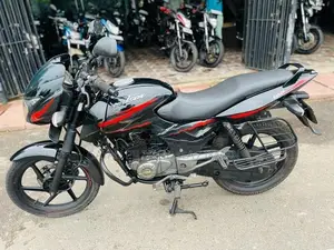 Bajaj Pulsar 150 2017