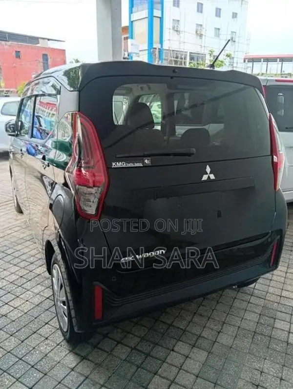 Mitsubishi eK Wagon M 2024