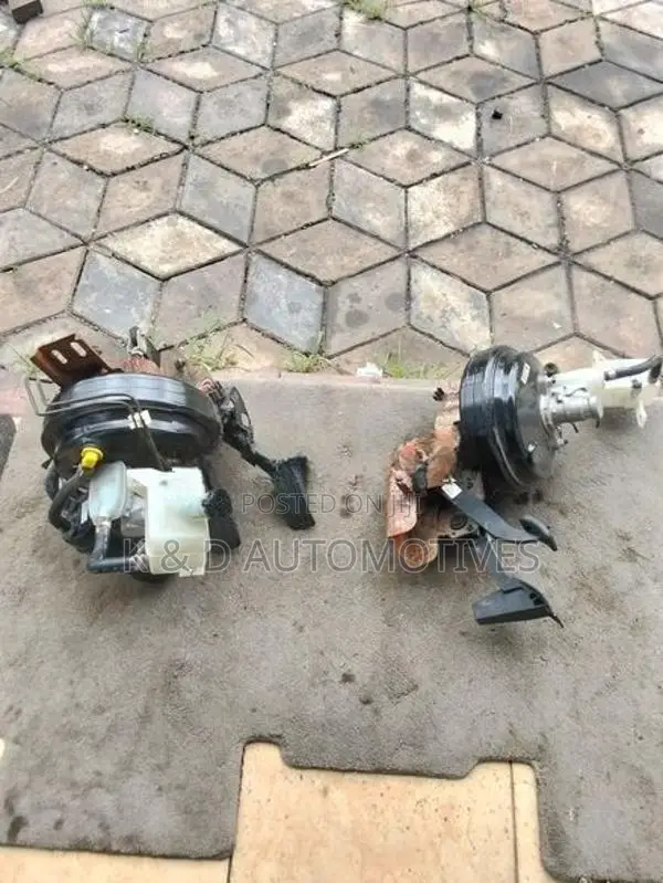 Toyota KDH Booster