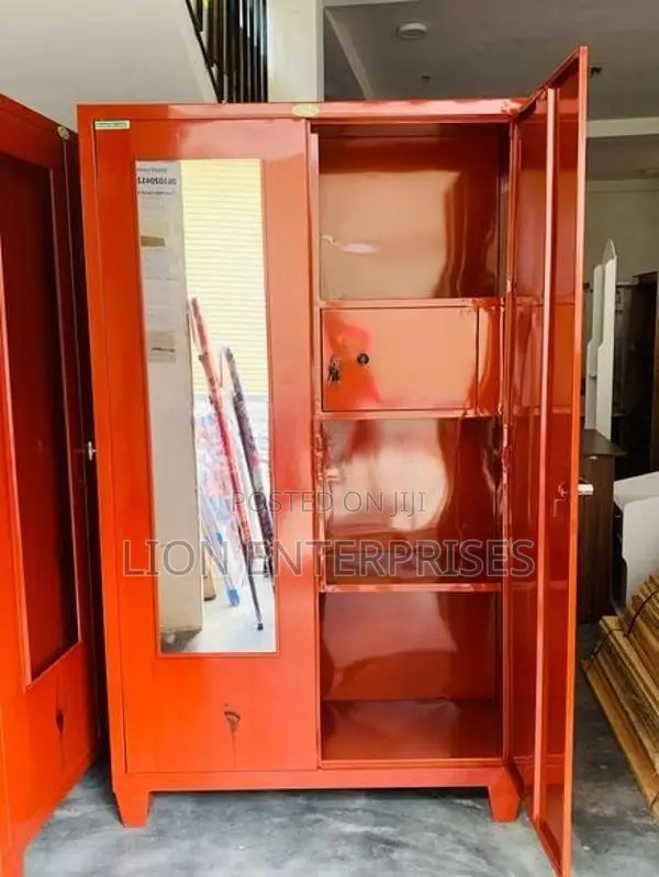 6×3.5 Ft Steel Cupboards