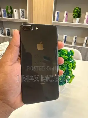 Apple iPhone 8 Plus 128GB (Used)