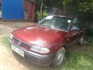 Opel Astra GE 2199 1999