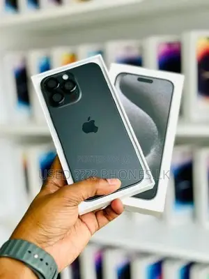 Apple iPhone 15 Pro Max 256GB (Used)