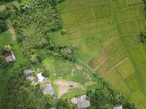 Premium Land for Sale Near Kahathuduwa Highway Entrance