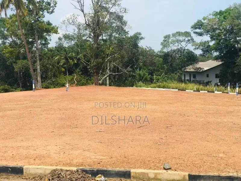 Land for Sale in Kekanadura