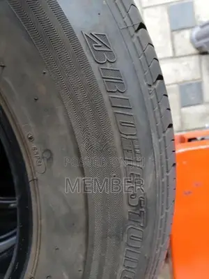 KDH Japan Tyre 195/80R15