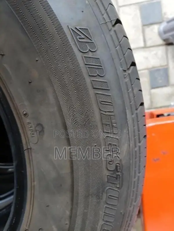 KDH Japan Tyre 195/80R15