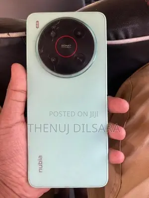 ZTE nubia V70 Max (Used)