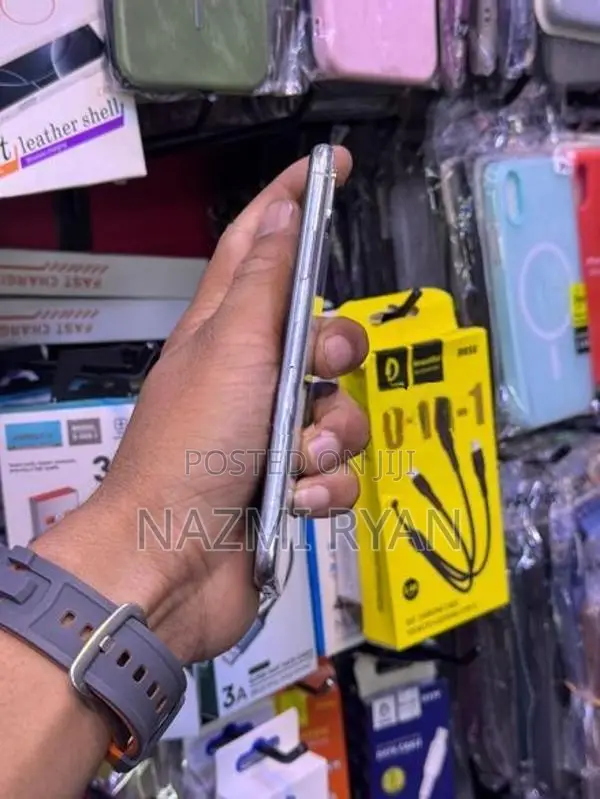 Apple iPhone X (Used)