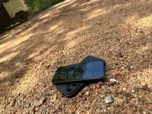 Apple iPhone 16 (Used)