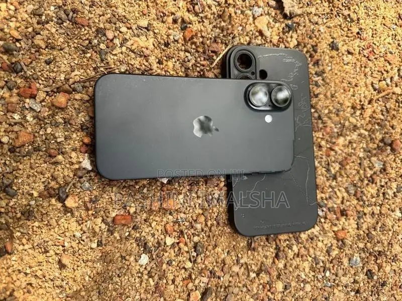 Apple iPhone 16 (Used)