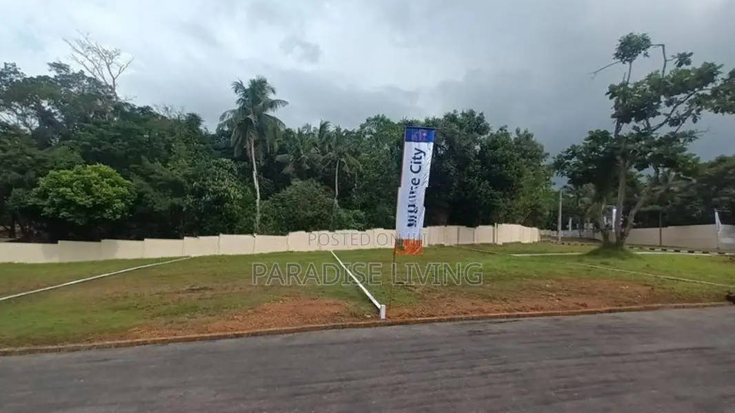 Land Plots in Hokandara