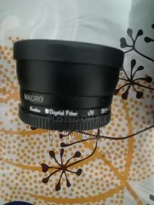 Canon Eos1300D Lens 4