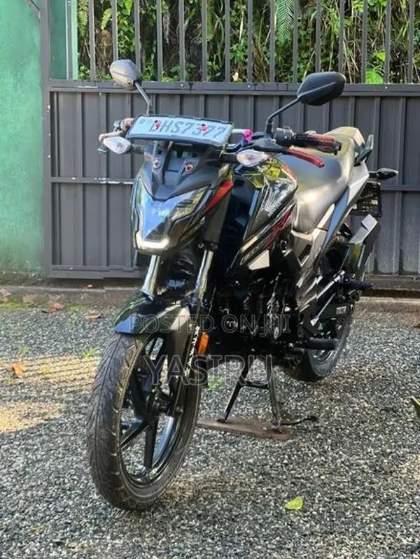 Honda CB Hornet 2019