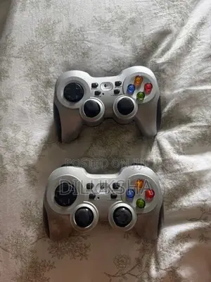 Logitech F710 Game Pads