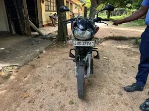 Bajaj Discover 125 2016